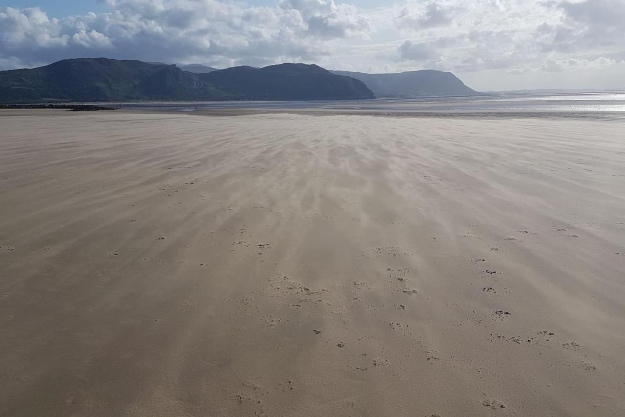 3 Bedroom Deganwy Sea View Beach House Ll31 Kültér fotó